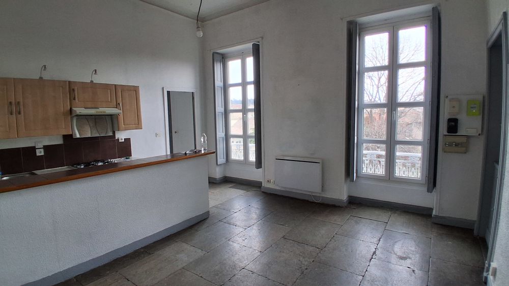 Particulier Appartement 2 pièces rue Séguier Nîmes