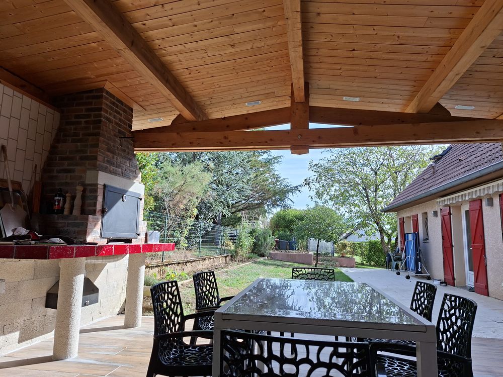 Maison 6 pièces - 140m2 sur 9a de terrain clos