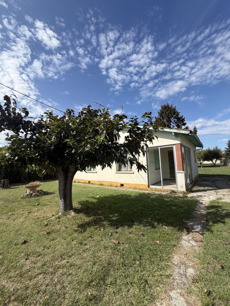 MAISON SUR TERRAIN DE 1600m2 - RARE SUR LE SECTEUR