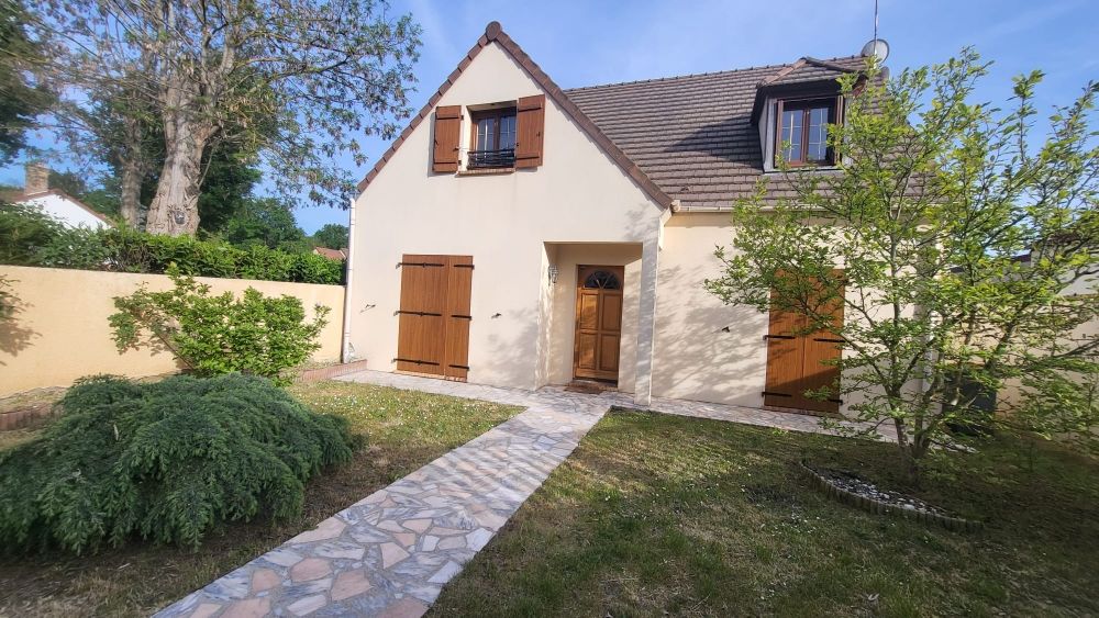 Maison 125 m² 4 chambres Montcourt-Fromonville