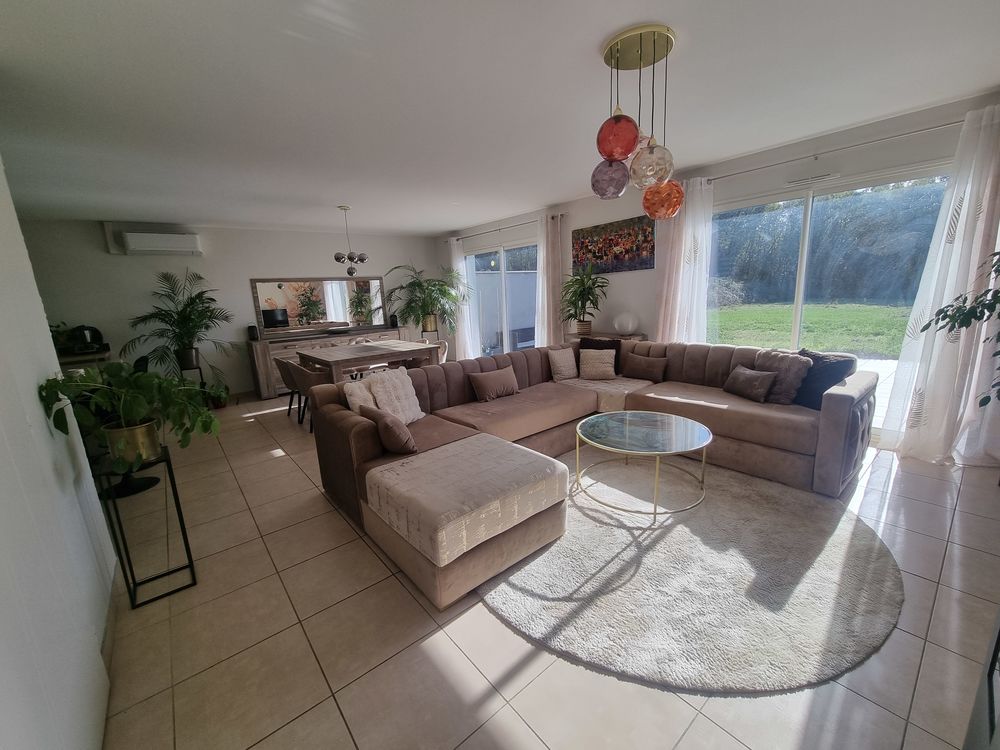 Maison récenete T4 terrain 7000m²