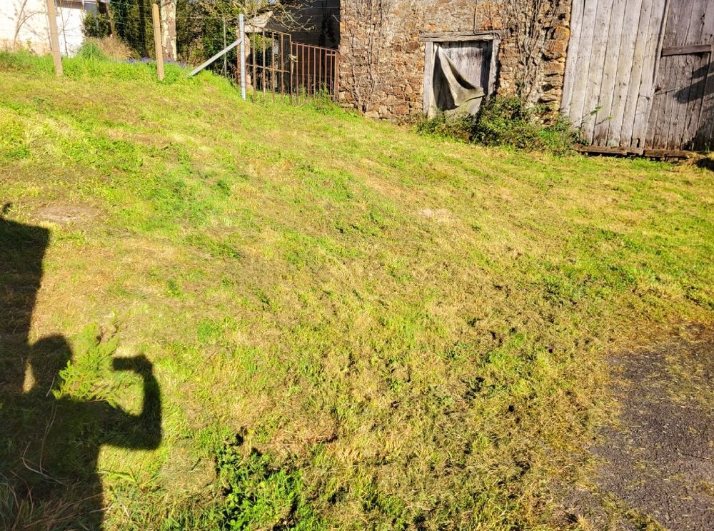 Grange 90M2 offrant de nombreuses possibilités d'aménagement