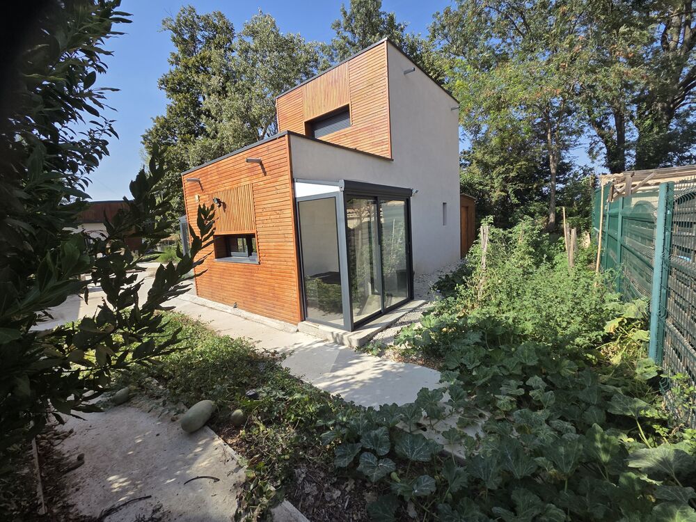 Millieu prairie au calme maison de gardien a 20h d'Avignon