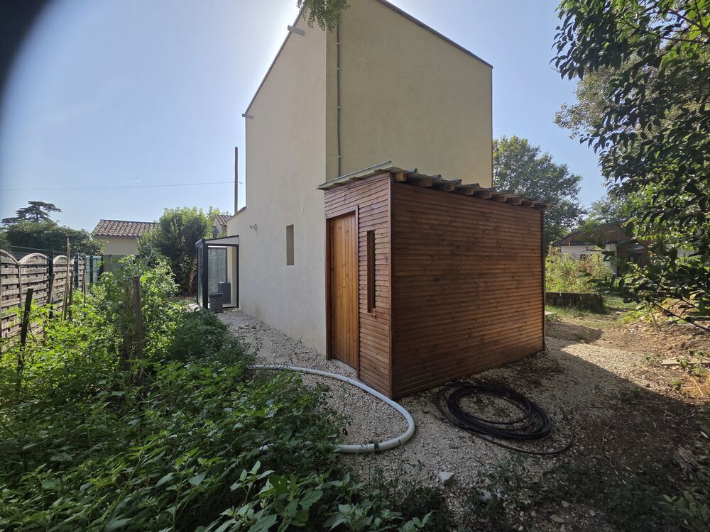 Millieu prairie au calme maison de gardien a 20h d'Avignon