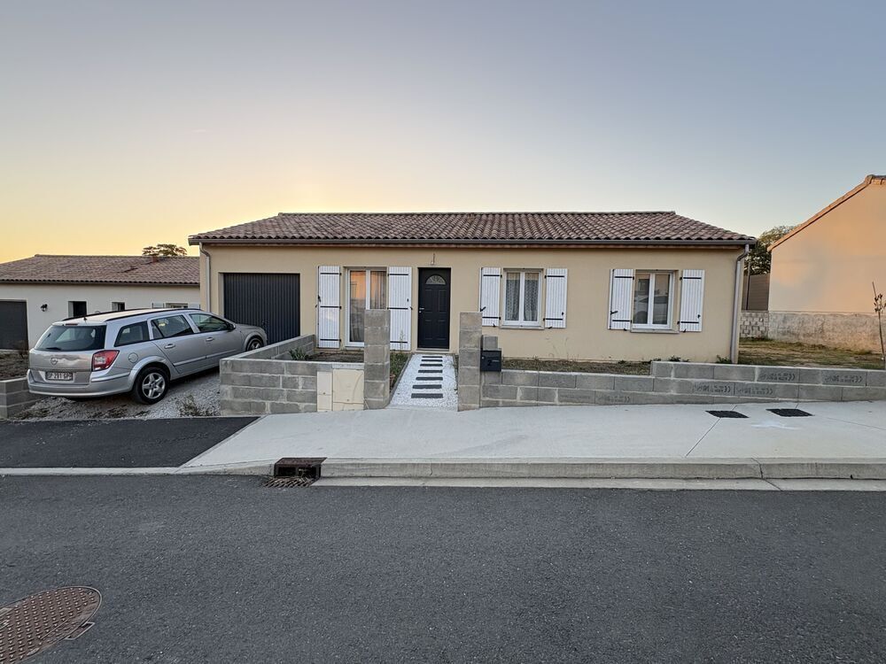 Maison 4 pièces 91 m² €" 3 chambres €" piscine €" garage €" terrain 609 m²
