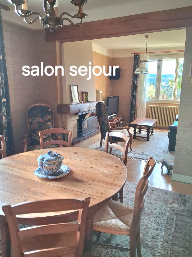 Propriété familiale avec piscine