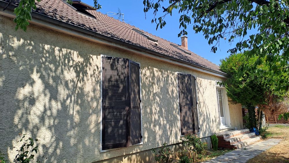 PAVILLON SUR SOUS-SOL COMPLET PROCHE CENTRE VILLE