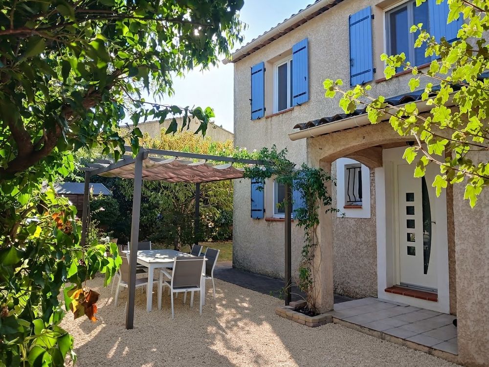 Villa familiale 120 m² ? Terrain 500 m² avec piscine ? Calme