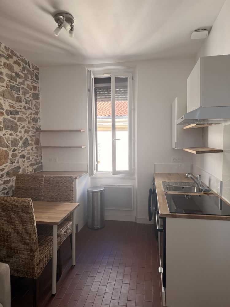 T2 meuble- bas Faron- refait avec pierre apparentes