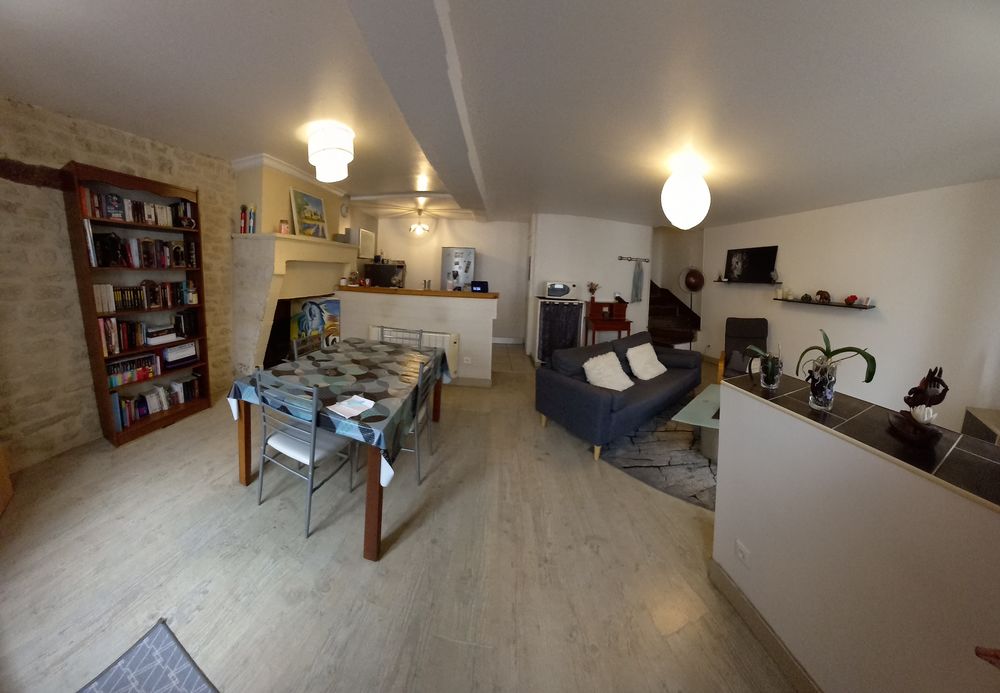 Maison 2 chambres en pierre 70 m² + cave et grenier Niort