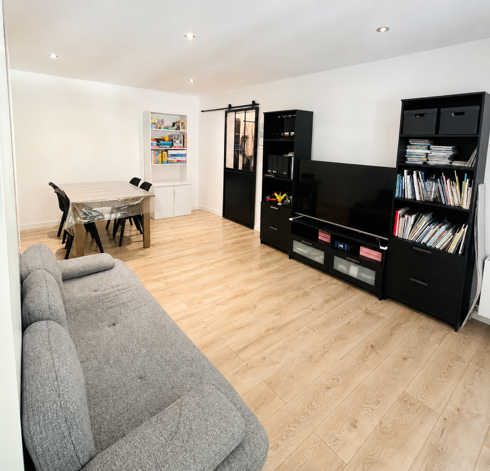 Gières Appartement T3 rénové avec CLIMS REVERSIBLES