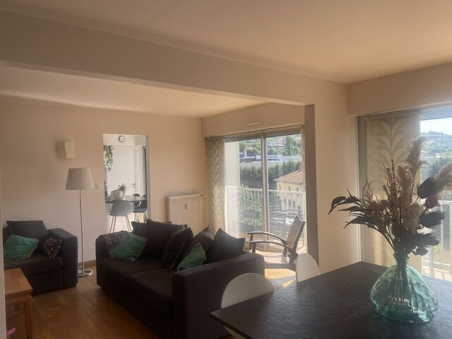 Superbe appartement traversant