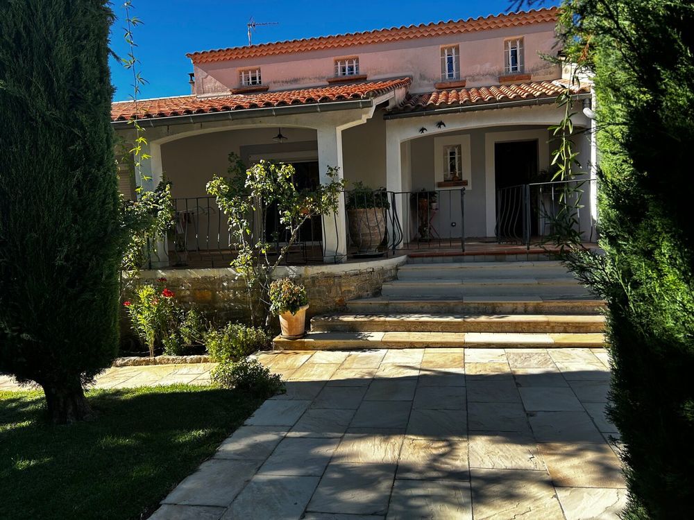 CHARMANTE MAISON INDIVIDUELLE;