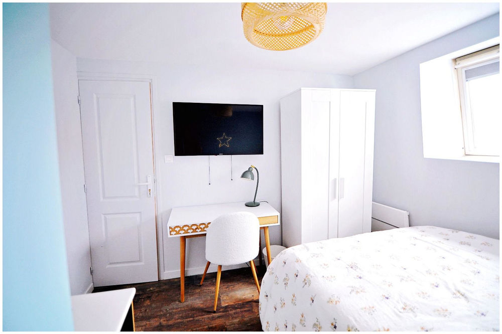 Lille : 3 chambres meublées avec douche, en colocation