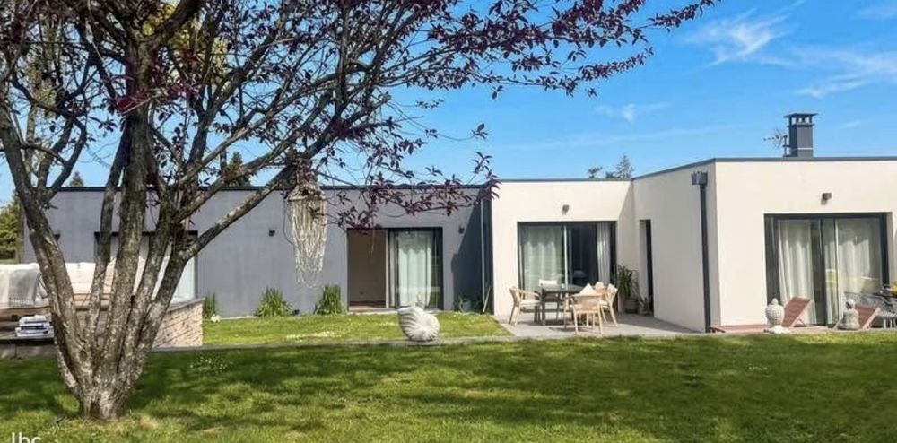 Maison contemporaine | Piscine | Vue sur le bois au calme