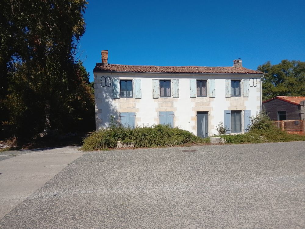 Maison avec jardin