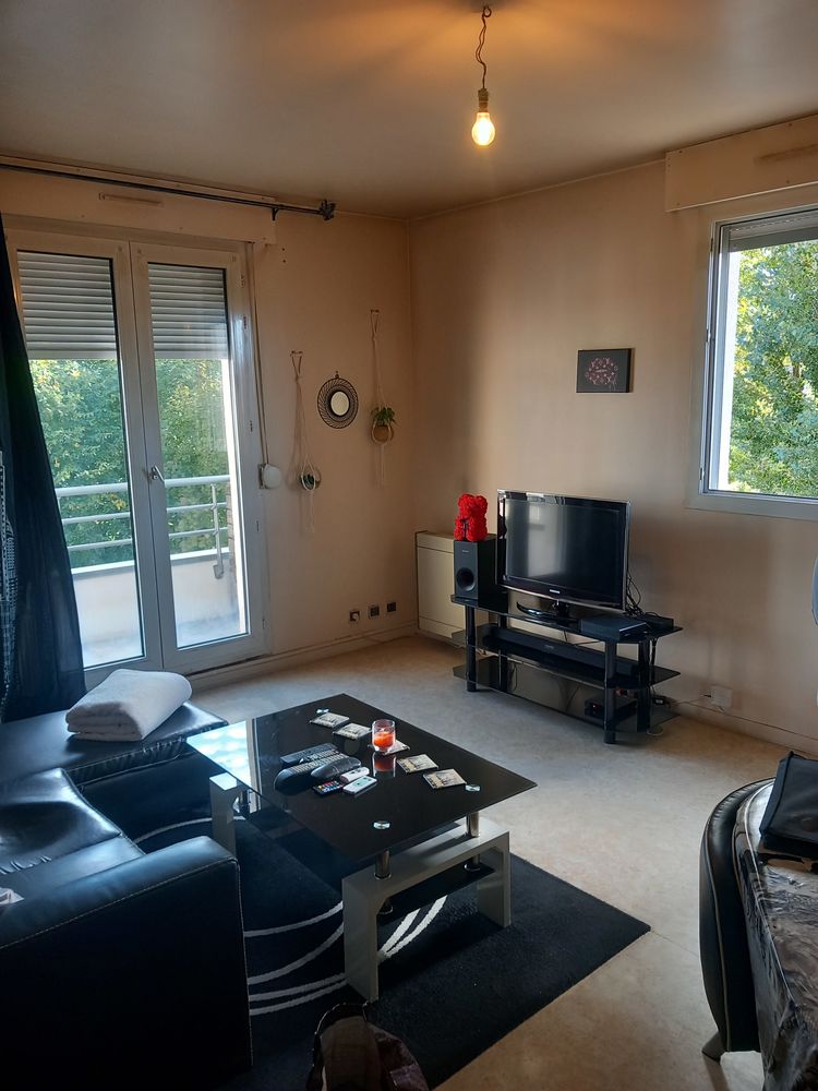 appartement T2 avec garage individuel fermé.