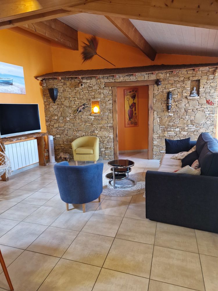 Maison meublee pour 8 mois