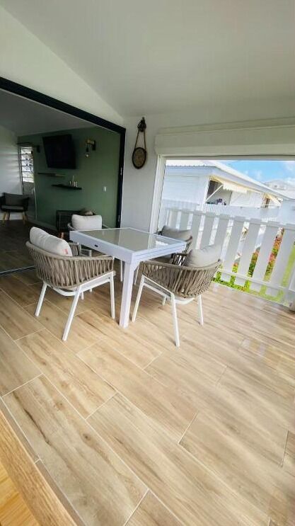 Appartement meublé 1 chambre - Saint-François, 1 à