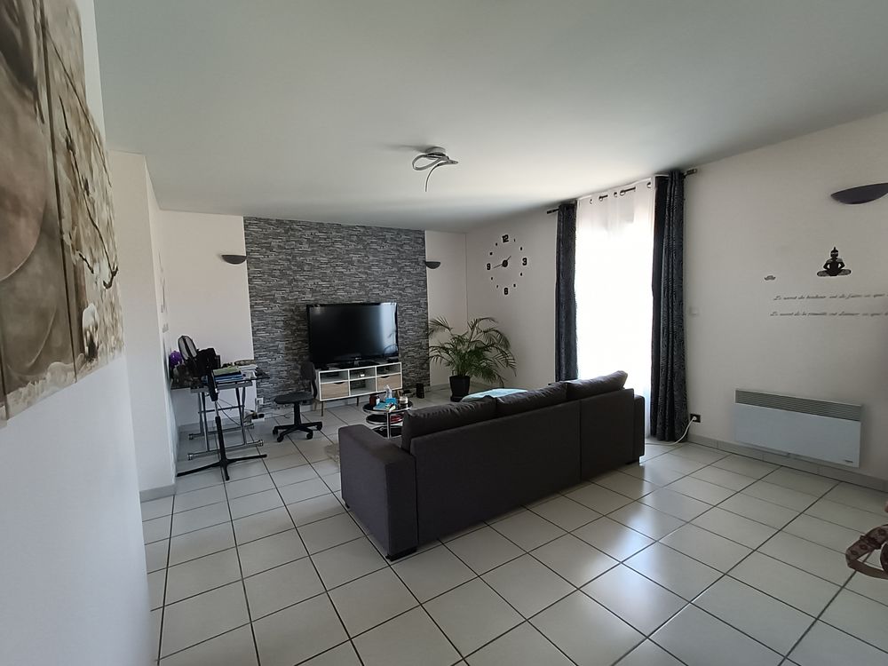 Appart T3 lumineux + Jardin privé ( dans petite copro!)