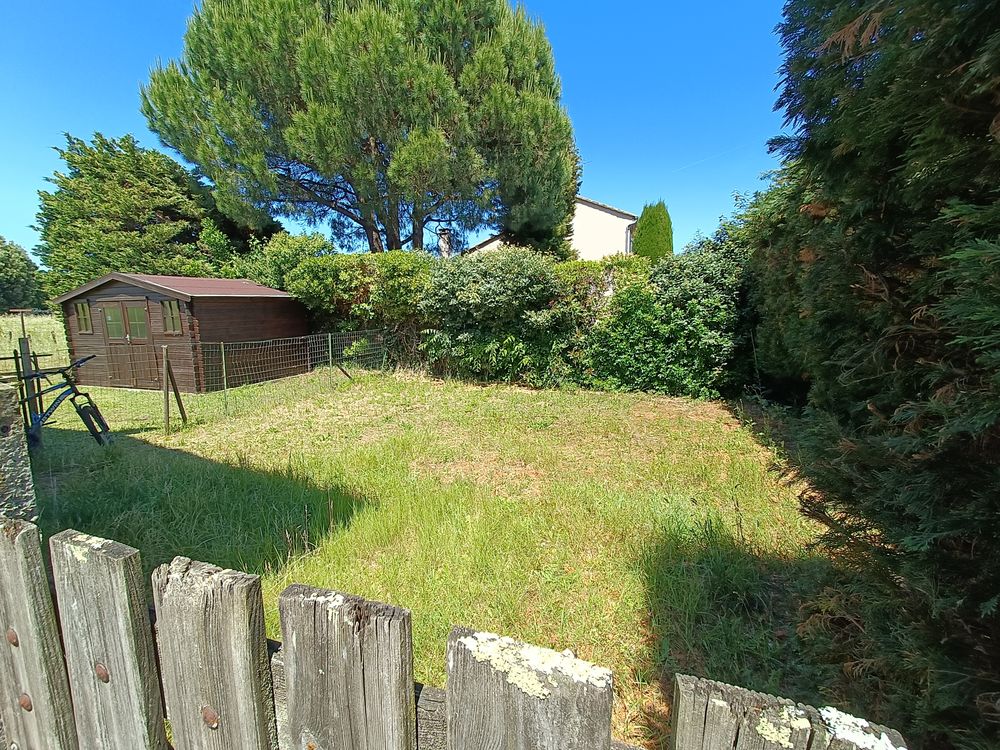 Appart T3 lumineux + Jardin privé ( dans petite copro!)