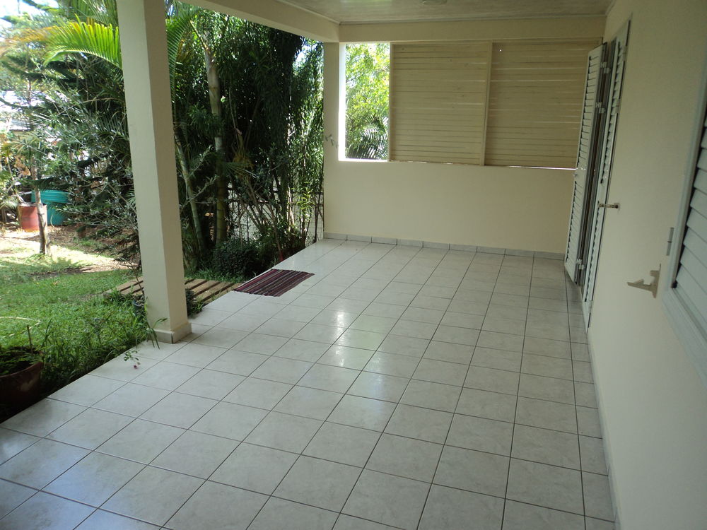 MAISON F6 A SAINT ANDRE PROCHE RUN MARKET