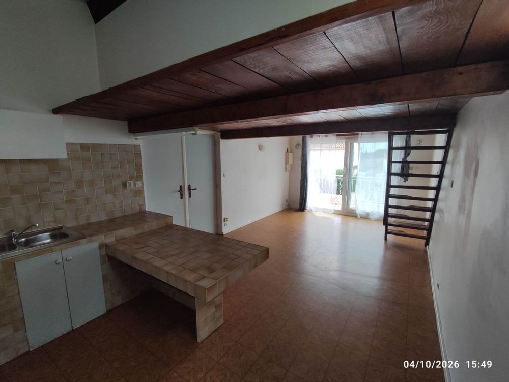 ARLES ? F2 49 m² avec balcon, mezzanines et stationnement ?