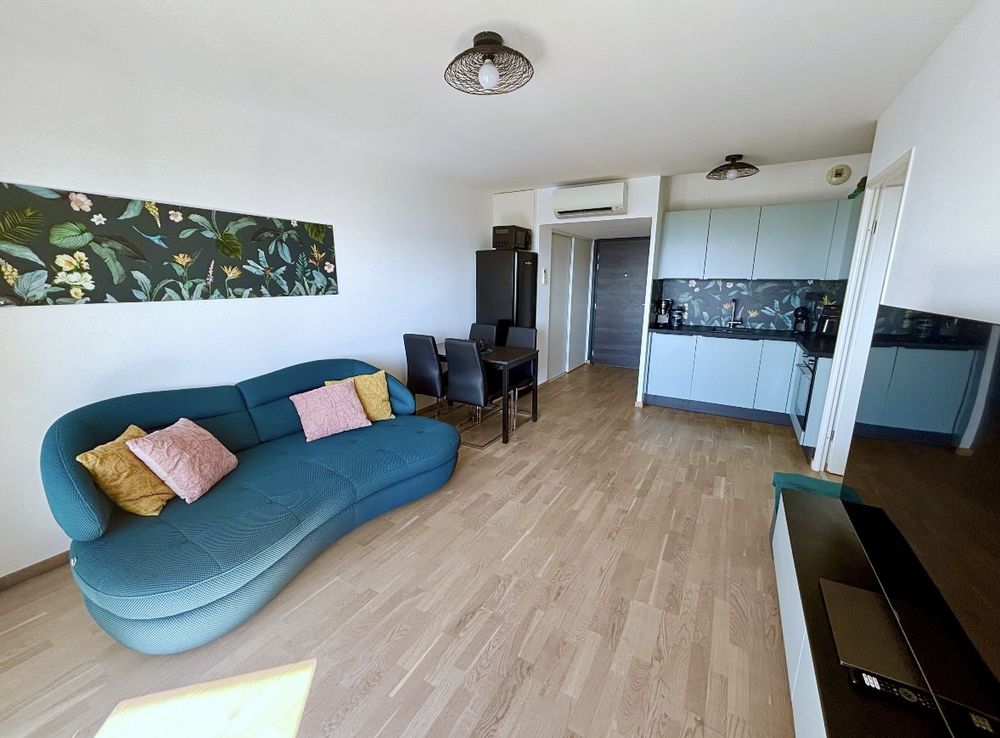T2 standing vue mer panoramique + parking privé