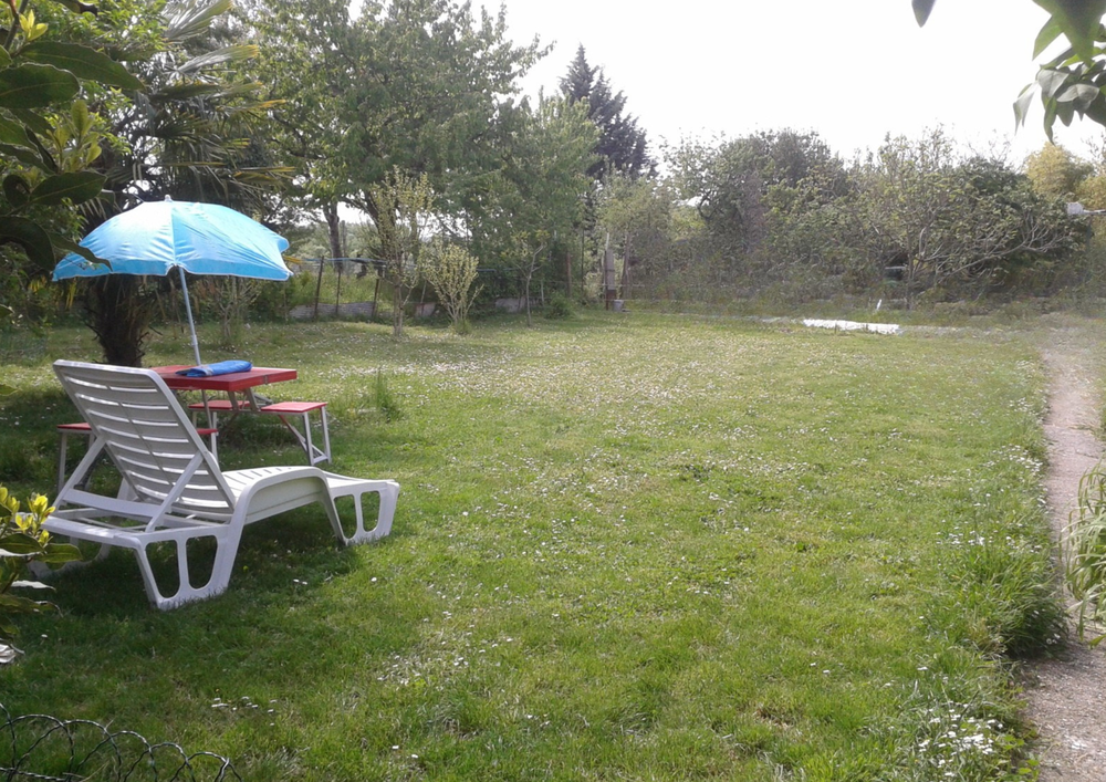 MAISON + JARDIN + CU .. DANS UN HAVRE DE PAIX ET DE VERDURE
