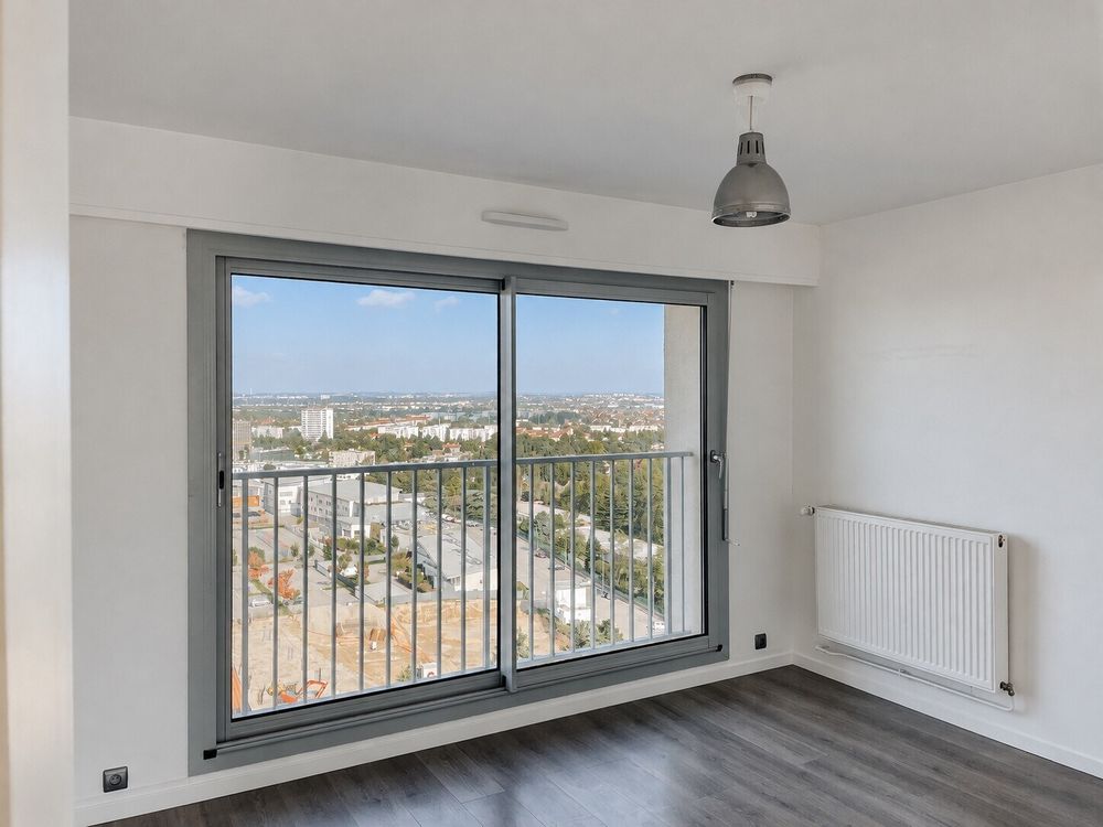 T3 67 m² 13e, 758 € + charges, chauffage, eau chaude compris