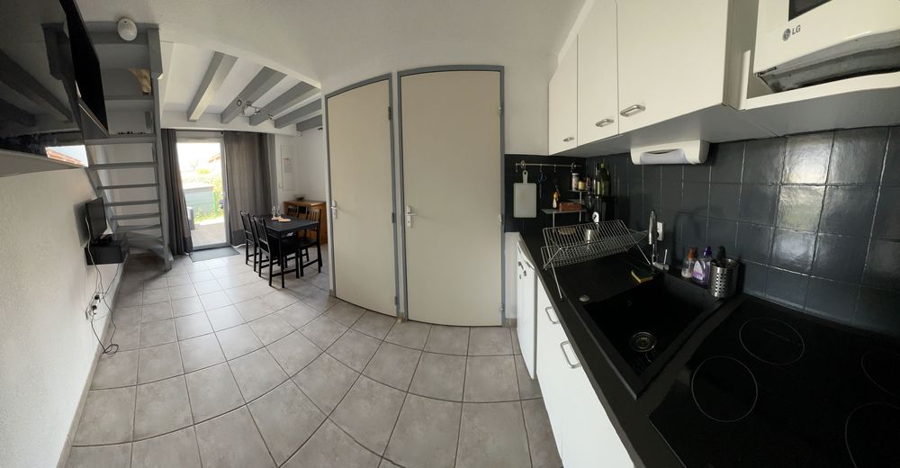 Maisonnette T2 duplex avec jardin privatif, parking et 3 piscines €" Béziers