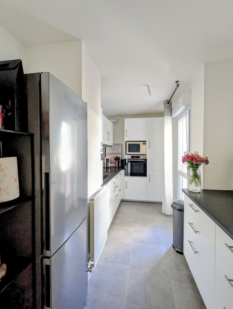 PESSAC - Grand T2 de 50 m2 lumineux avec terrasse & vue parc