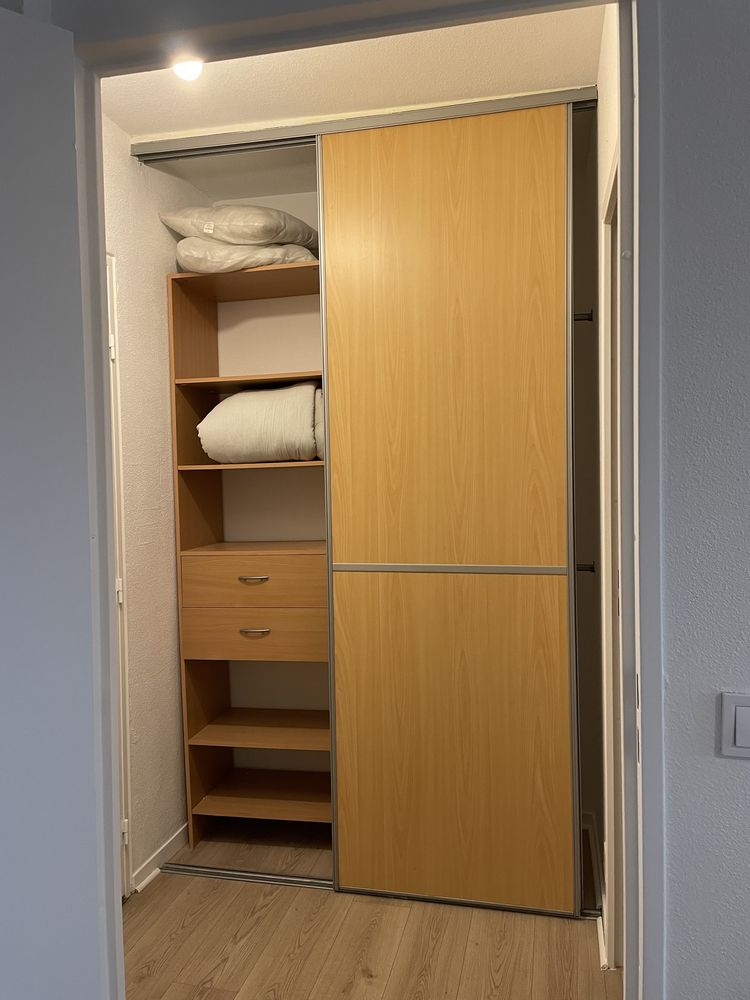 studio dans immeuble de standing