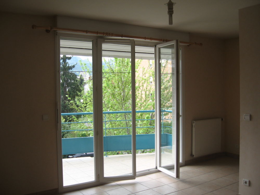 T2 avec terrasse, garage, climatiseur CHAMBERY MERANDE