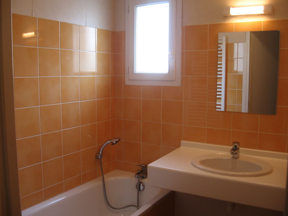 T2 avec terrasse, garage, climatiseur CHAMBERY MERANDE
