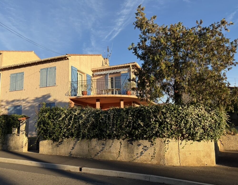 Maison familiale dans quartier calme de Beziers exposée ESO