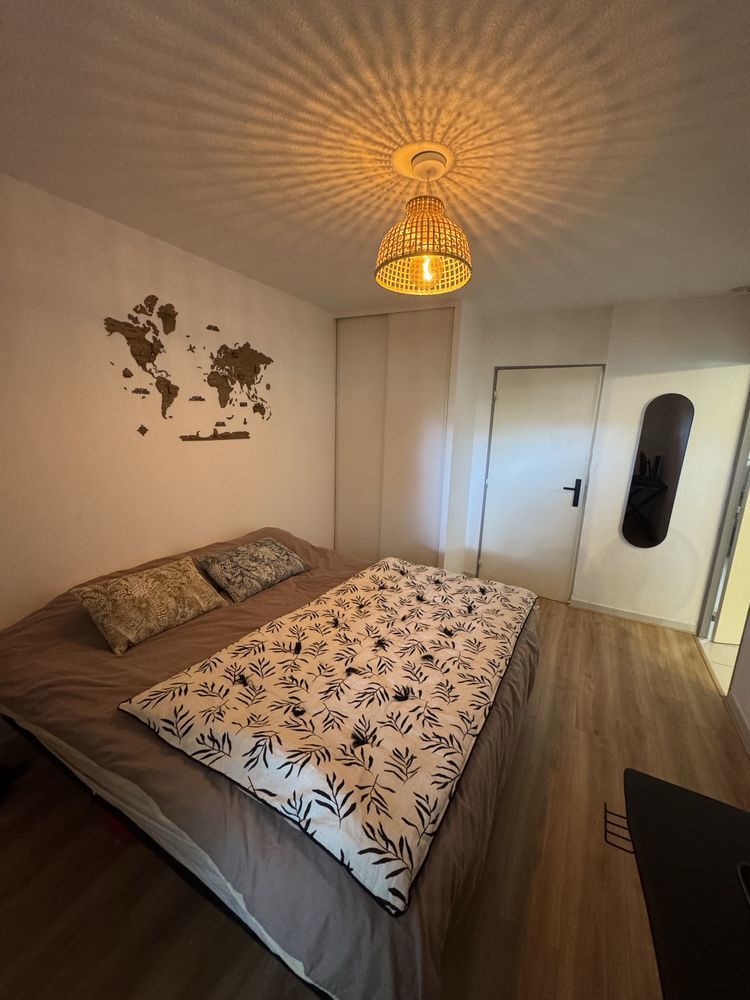 t2 40m2 RDC La Seyne sur mer + place de parking