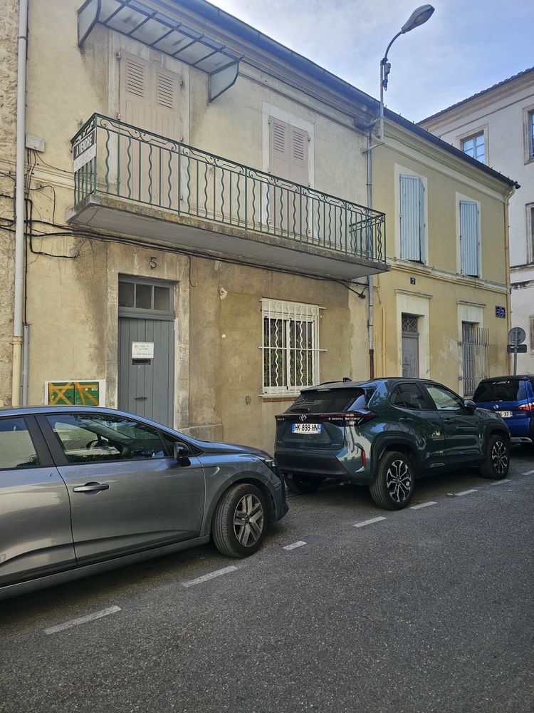 maison de ville dans le centre d avignon