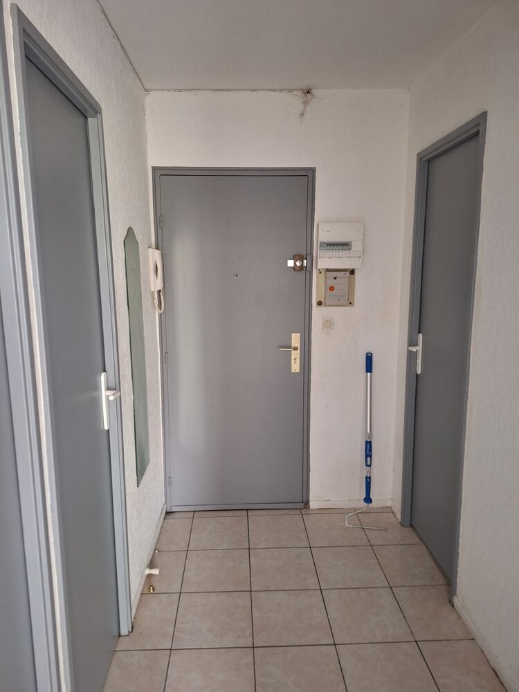 appartement F3 centre-ville dammarie les lys 25mn Paris""
