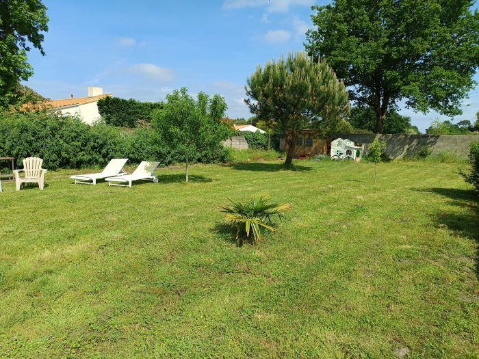Maison 250 M² sur la commune de Challans 5 chambres