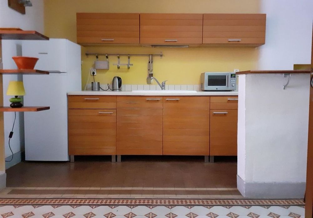 APPARTEMENT 5 PIECES MEUBLEES PROX LYCEE PROVENCE