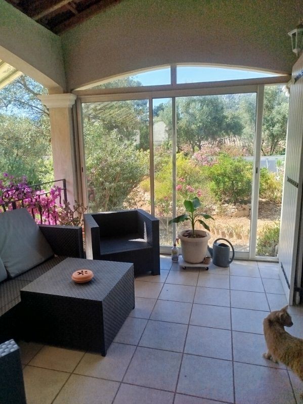 Charmante villa de plein pied 111m2 sur un terrain de 2004M2