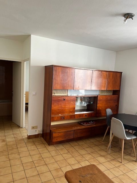 APPARTEMENT MEUBLÉ F2