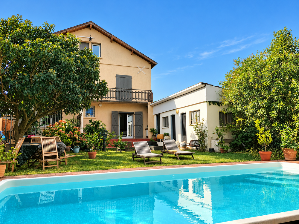 Maison familiale de 8 pièces à Toulouse 164 m2 piscine