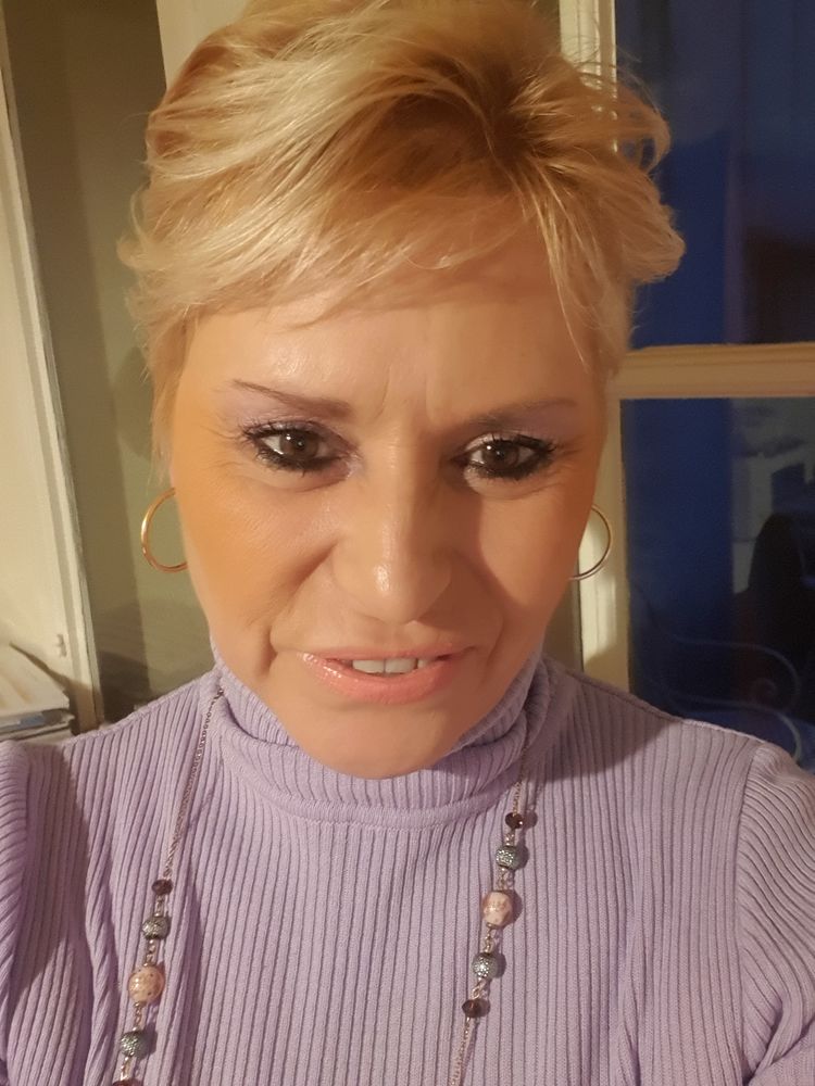 Auxiliaire de vie 0 30000 N�mes