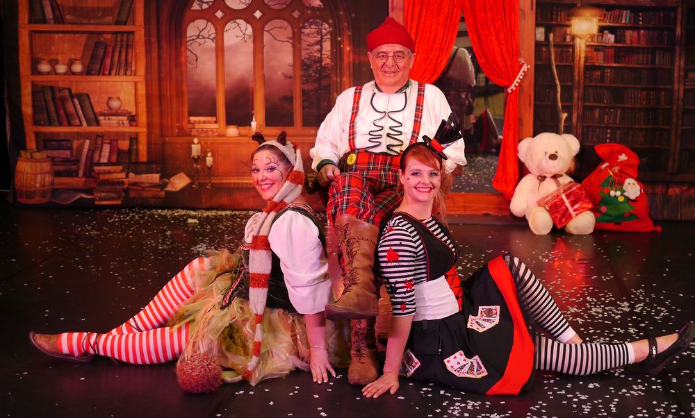 Conte MUSICAL  Alice au Pays du P&egrave;re No&euml;l  Troll de Famille 0 59240 Dunkerque