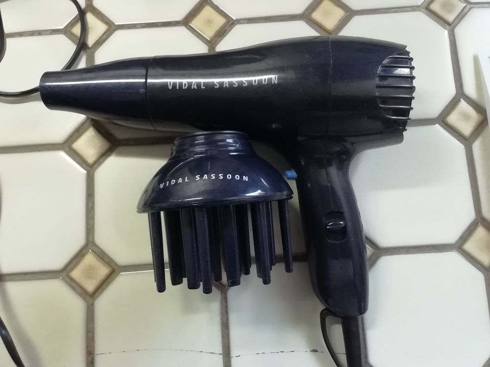 S&egrave;che cheveux turbo Vidal Sassoon 0 62980 Noyelles-l�s-vermelles