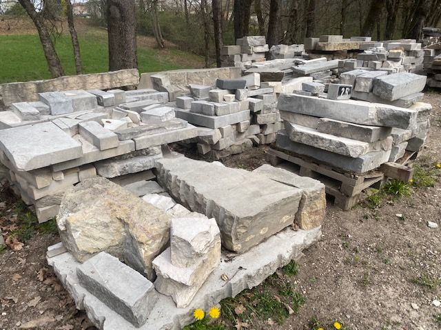 PIERRE DE TAILLE 
0 38530 Pontcharra