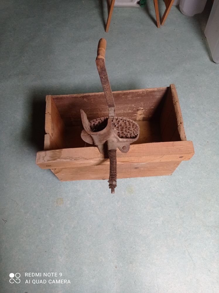 Egrenoir &agrave; ma&iuml;s 0 81200 Mazamet