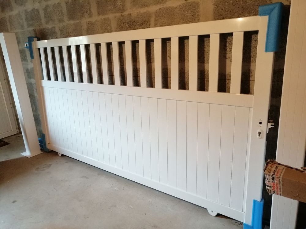 PORTAIL COULISSANT 0 85180 Ch�teau-d'olonne